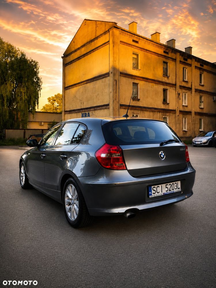 BMW Seria 1 - 2