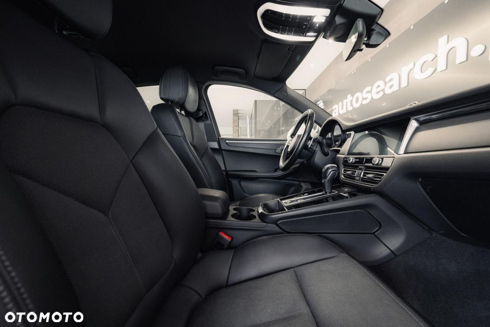 Porsche Macan Standard - 17