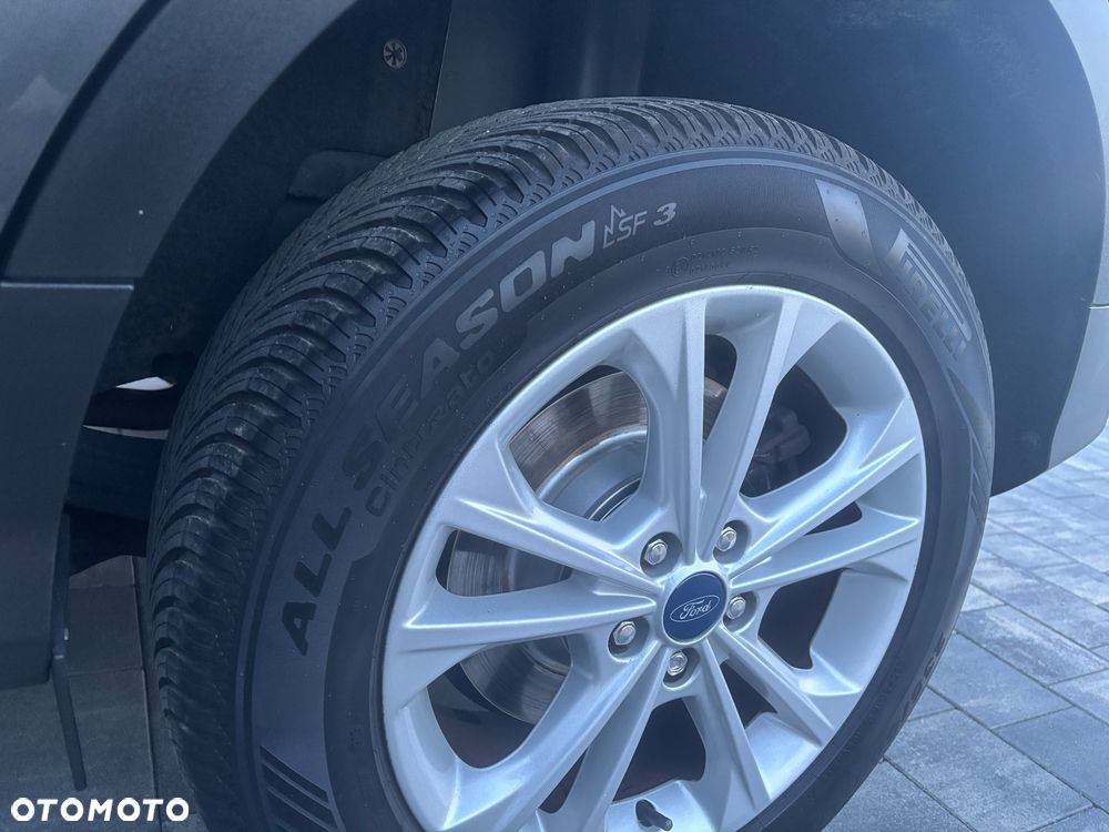 Ford Kuga 2.0 TDCi FWD Titanium - 13