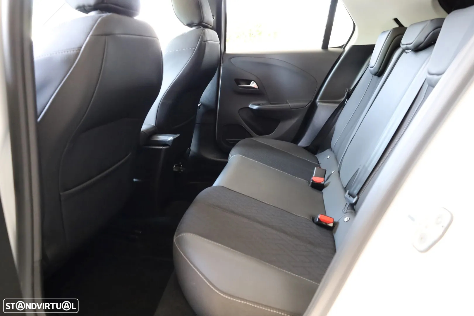 Opel Corsa 1.2 T Elegance - 42