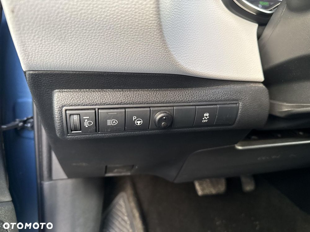 Toyota Corolla 2.0 Hybrid Comfort - 18