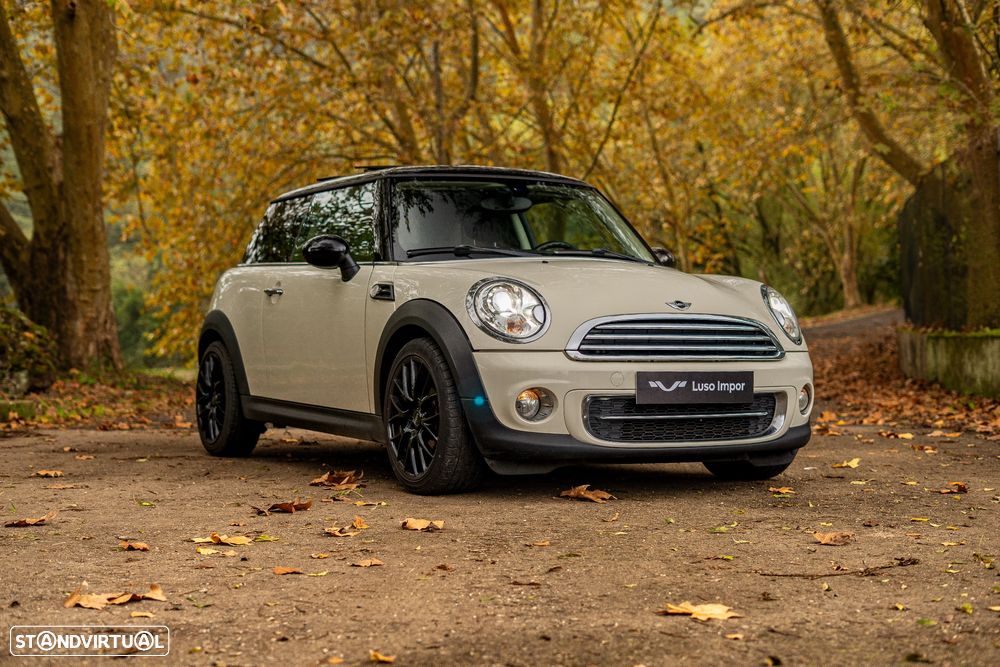 MINI 3 Portas Cooper D - 1