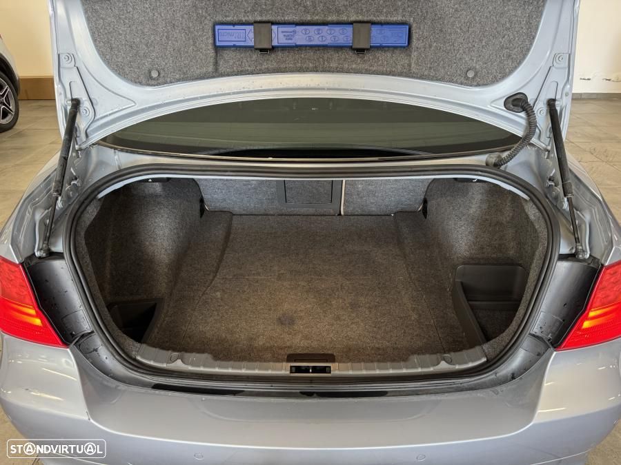 BMW 320 d Navigation - 35