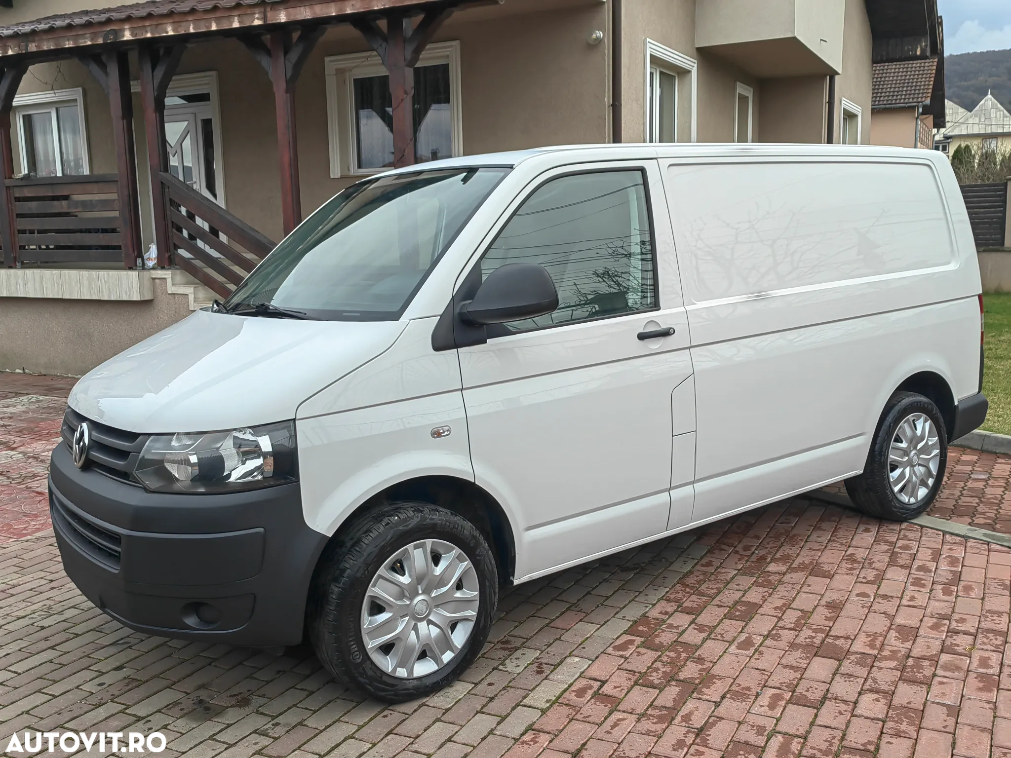 Volkswagen Transporter - 5