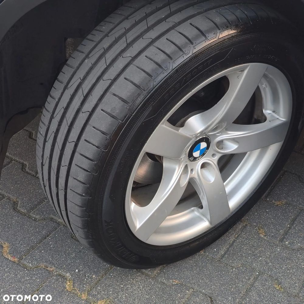 BMW X1 sDrive18d xLine - 17