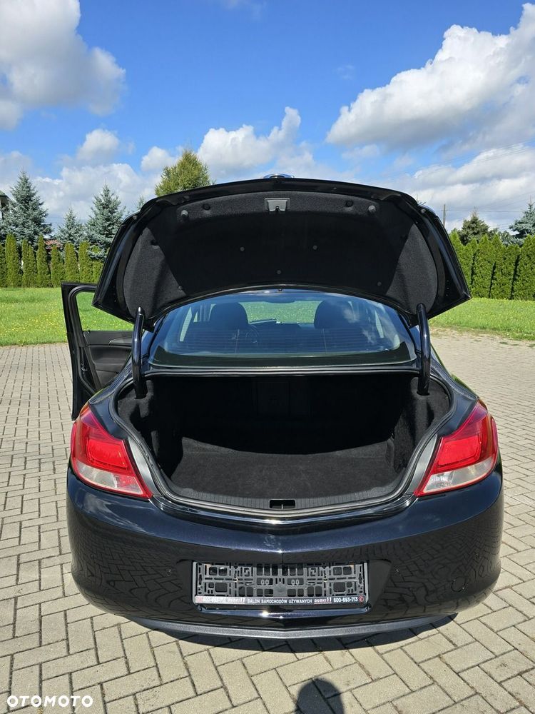 Opel Insignia - 22