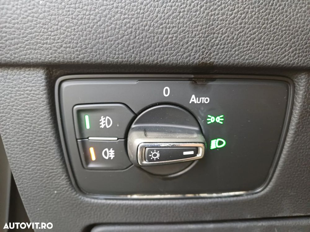 Volkswagen Passat 1.5 TSI ACT DSG Comfortline - 11