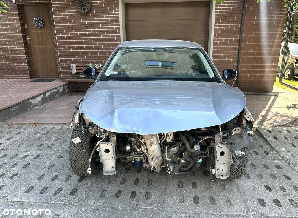 Peugeot 308 1.2 PureTech Allure S&S EAT8 - 6