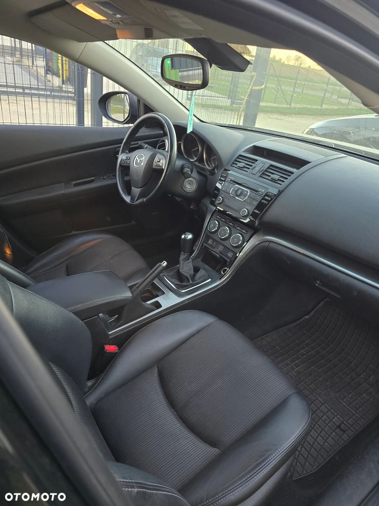 Mazda 6 2.2 CD Exclusive + - 11