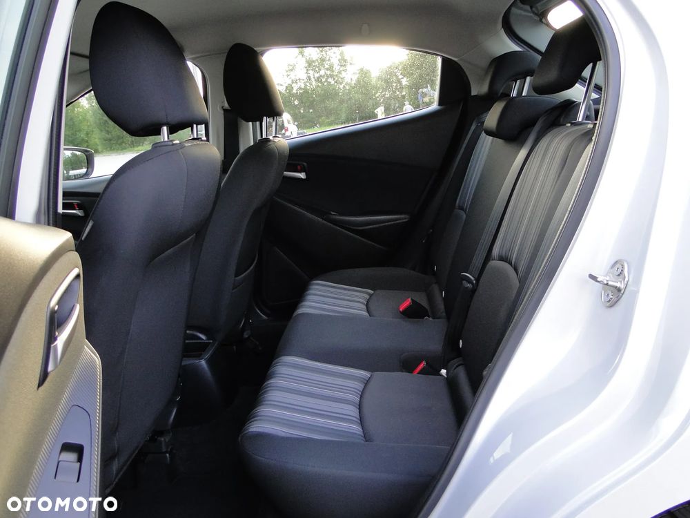 Mazda 2 SKYACTIV-G 75 Center-Line - 8