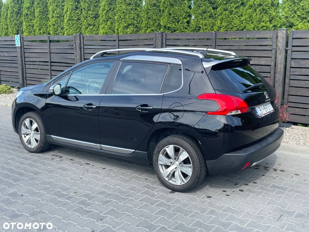 Peugeot 2008 1.2 Pure Tech Style EU6 - 13