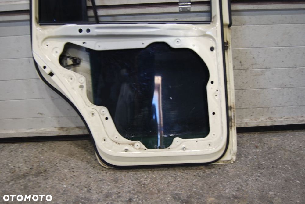 DRZWI LEWY TYŁ TYLNE VW TOURAN R115/ LA7W - 6