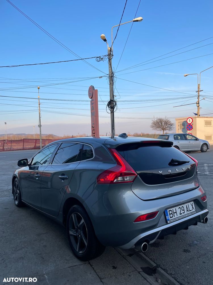 Volvo V40 D4 VEA R-Design - 11