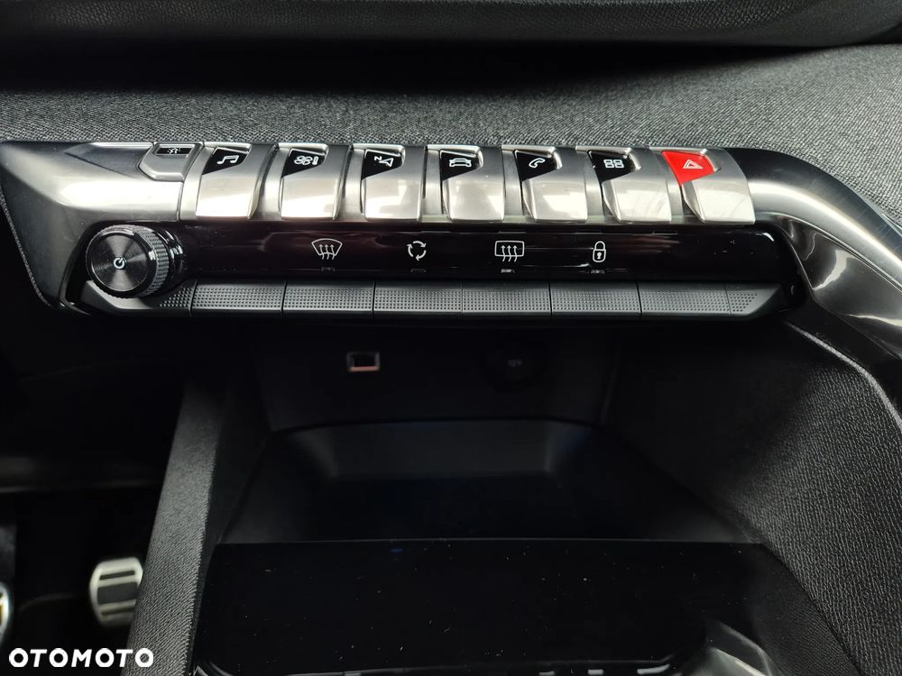 Peugeot 3008 1.2 PureTech GPF Access S&S - 16