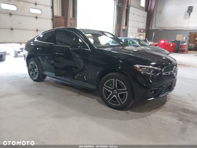 Mercedes-Benz GLC 300 4Matic 9G-TRONIC AMG Line Advanced - 3