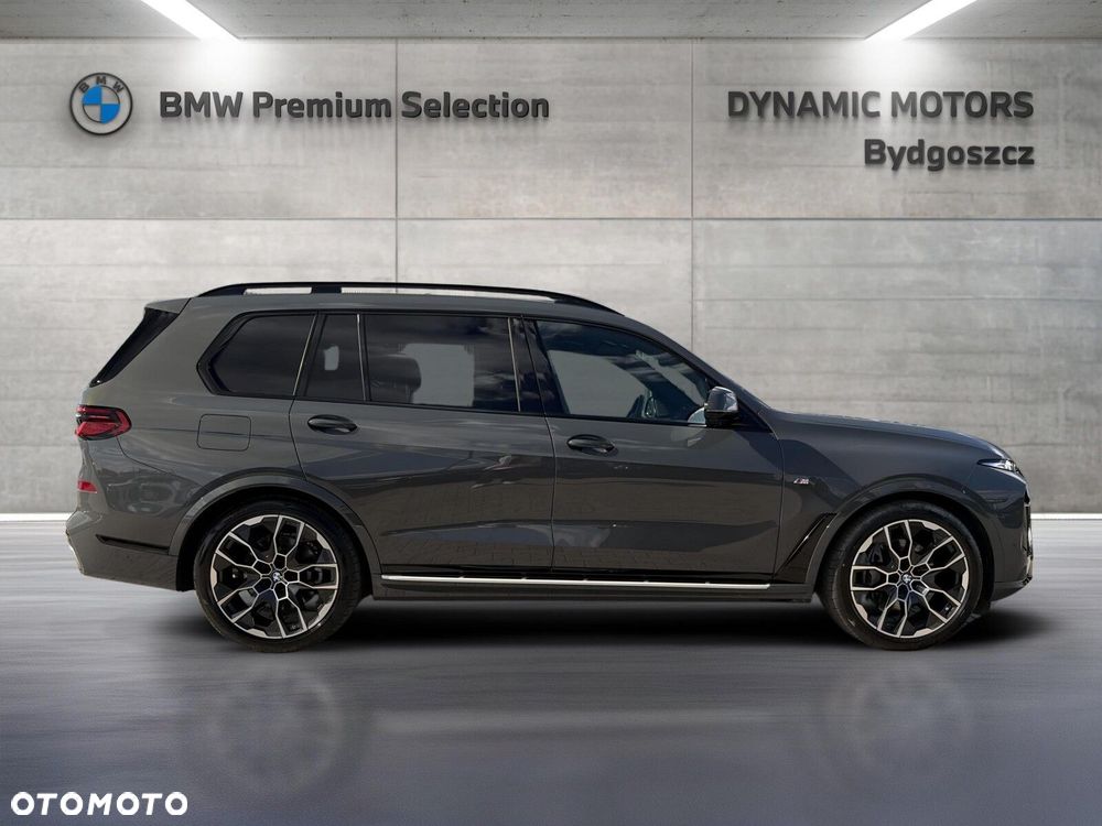2025 BMW X7, photograph 7