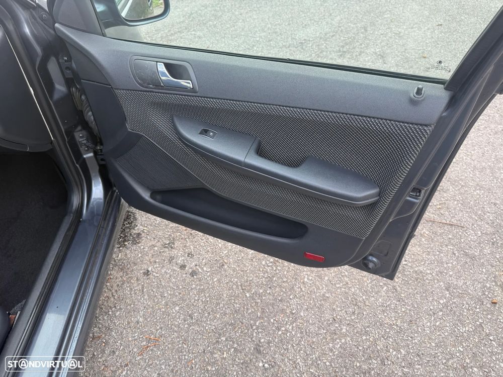 Skoda Fabia Break 1.2 Ambiente - 11