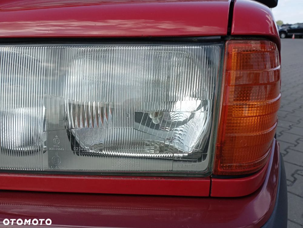 Mercedes-Benz W201 (190) - 13