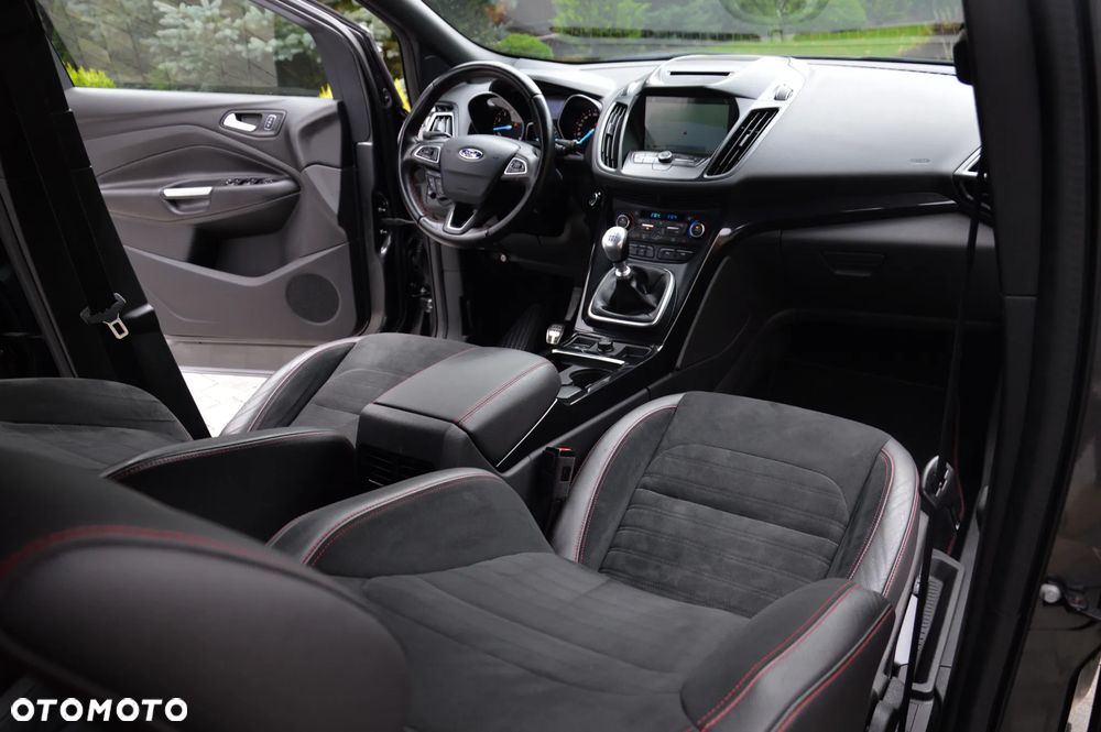 Ford Kuga 1.5 EcoBoost 2x4 SYNC - 23