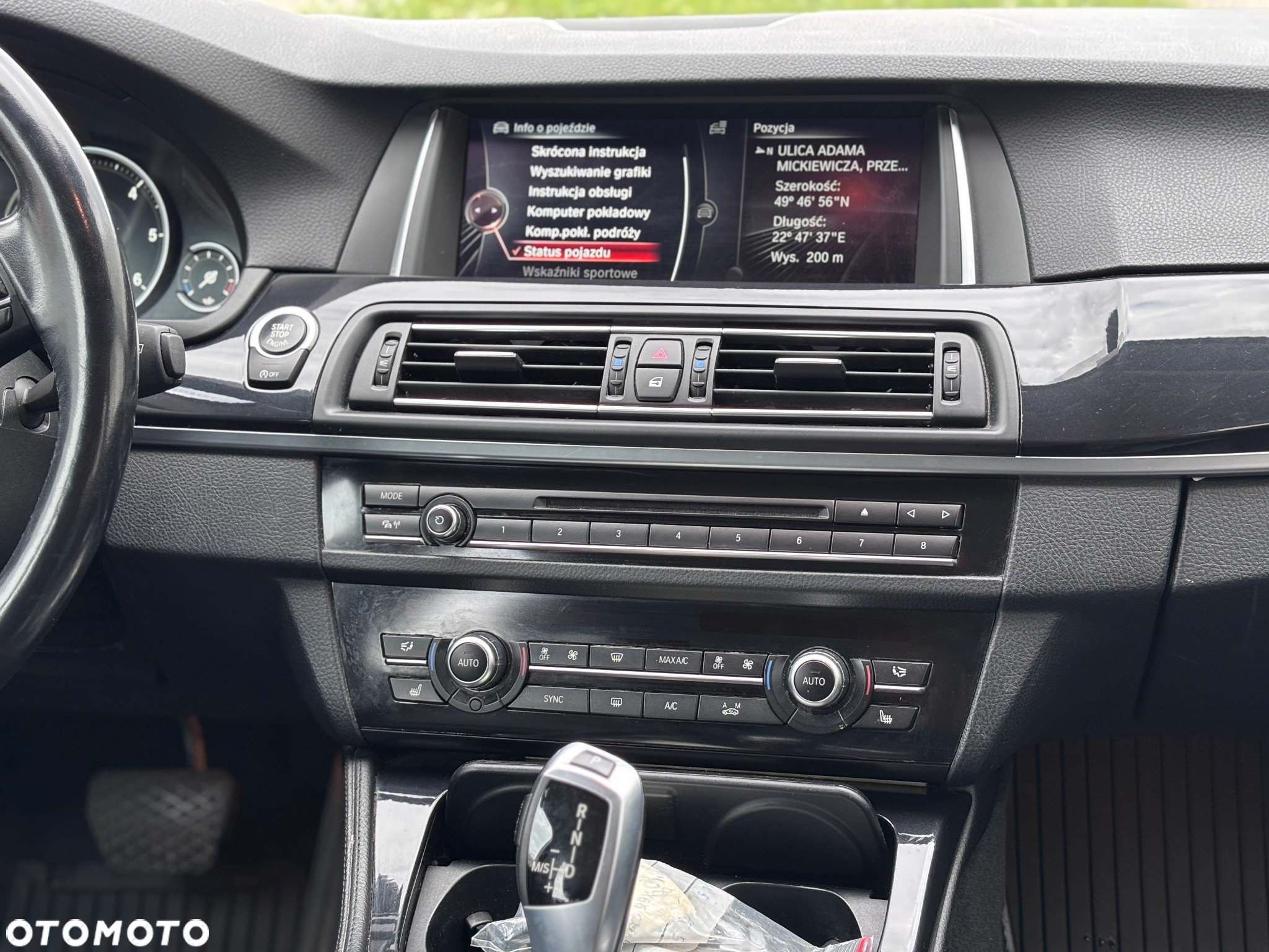 BMW Seria 5 520d xDrive - 39