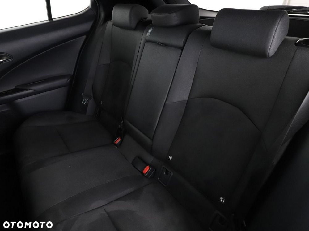 Lexus UX 250h Executive Line - 18