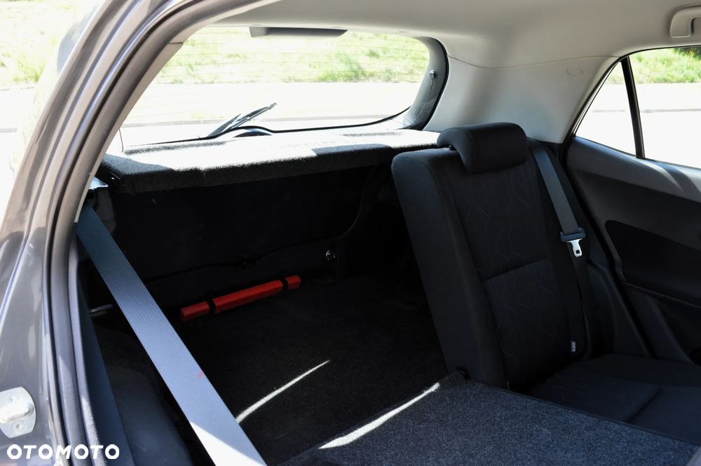 Toyota Auris 1.33 VVT-i Life Comfort - 14