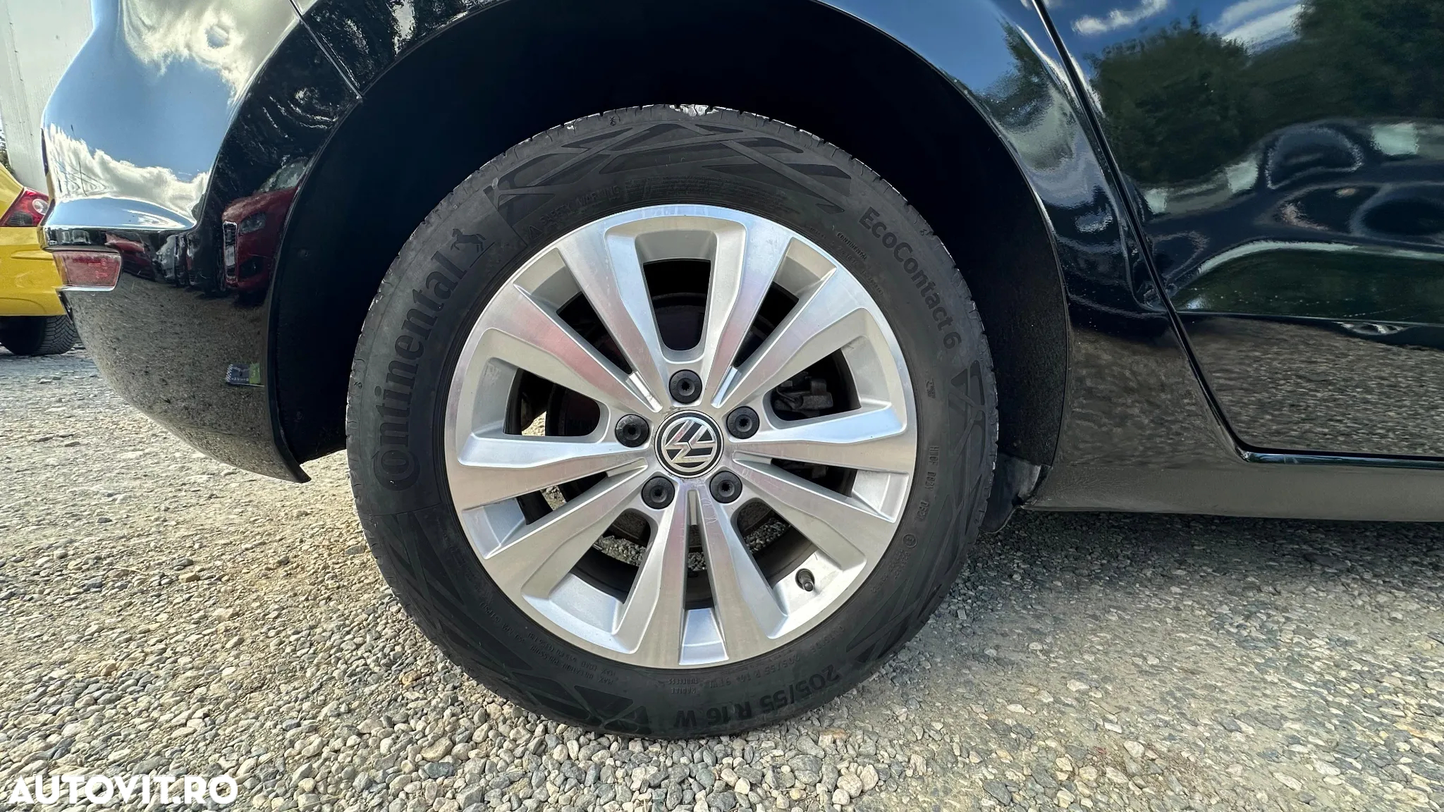Volkswagen Golf - 13
