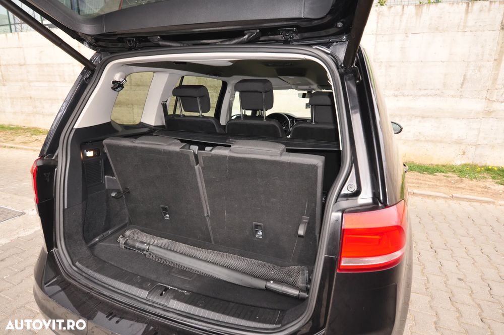 Volkswagen Touran 1.5 TSI ACT OPF Comfortline - 14