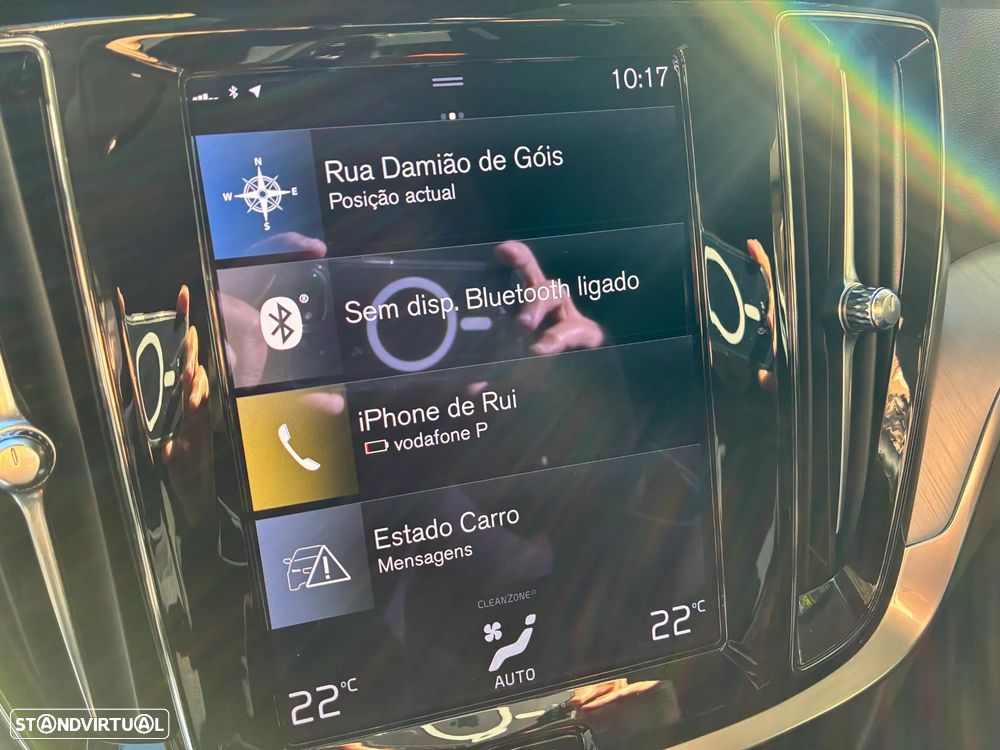 Volvo V60 2.0 B4 Momentum Plus Geartronic - 31