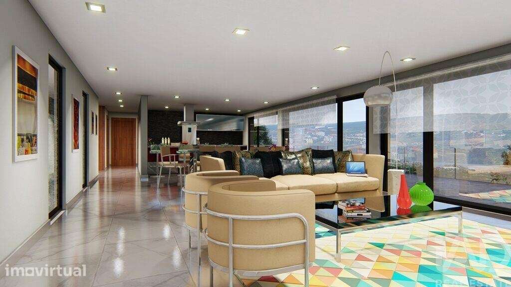 Habitação T3 em Leiria, Pousos, Barreira e Cortes de 280,00 m2 - Grande imagem: 2/25