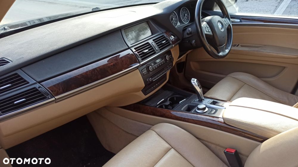 BMW X5 xDrive30d - 28