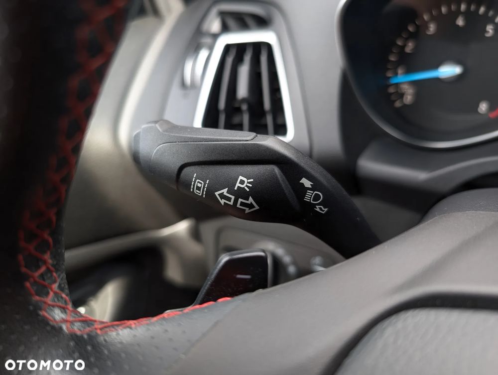 Ford Kuga 1.5 EcoBoost 4x4 ST-Line - 28
