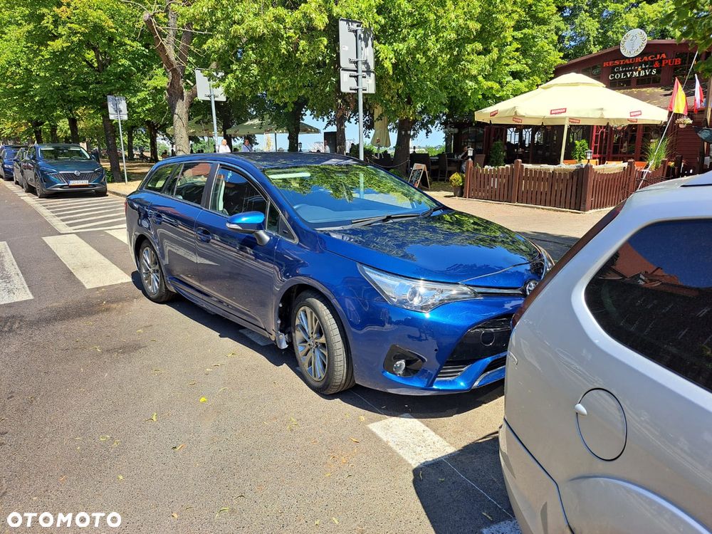 Toyota Avensis 2.0 D-4D Active Business - 3