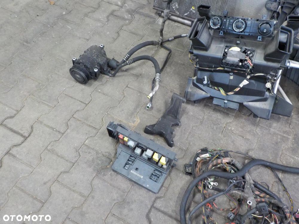 VW CRAFTER 2.5 TDI KLIMATYZACJA KLIMA KOMPLETNA - 4