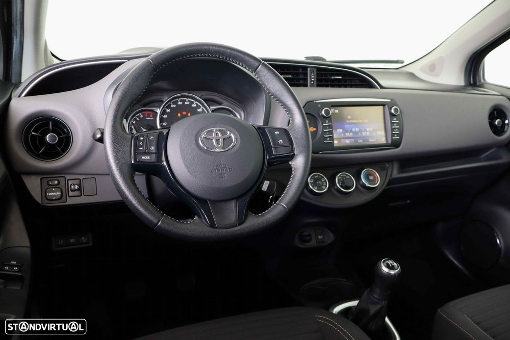 Toyota Yaris 1.0 VVT-i ACtive - 18