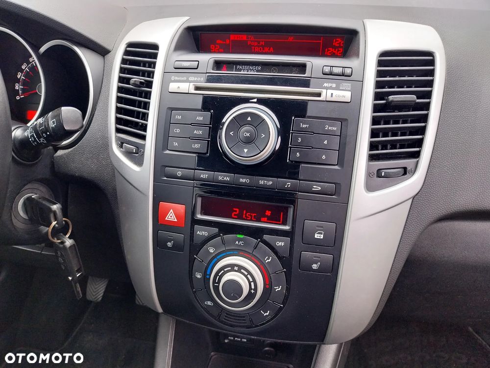 Kia Venga 1.6 CVVT Platinum Edition - 20