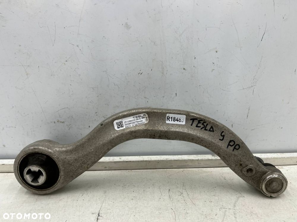Wahacz Tesla Model Y 20r.- prawy przedni wahacz dolny zawieszenia prawy przód 1288359-99-b - 1