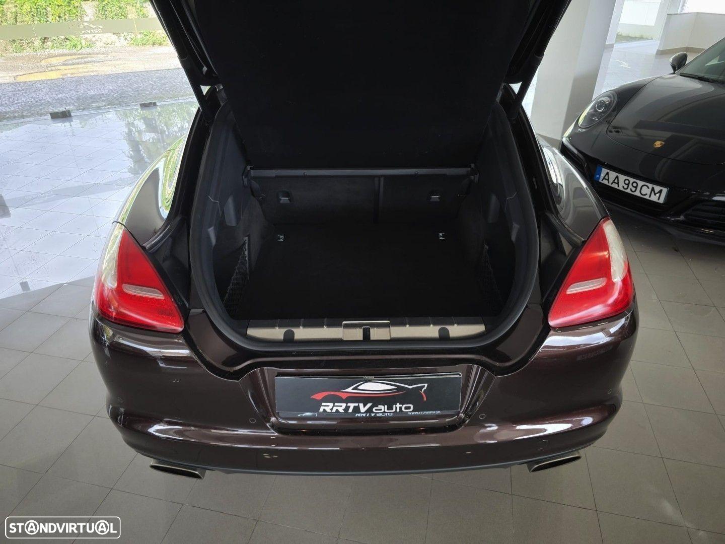 Porsche Panamera Diesel Platinum Edition - 17