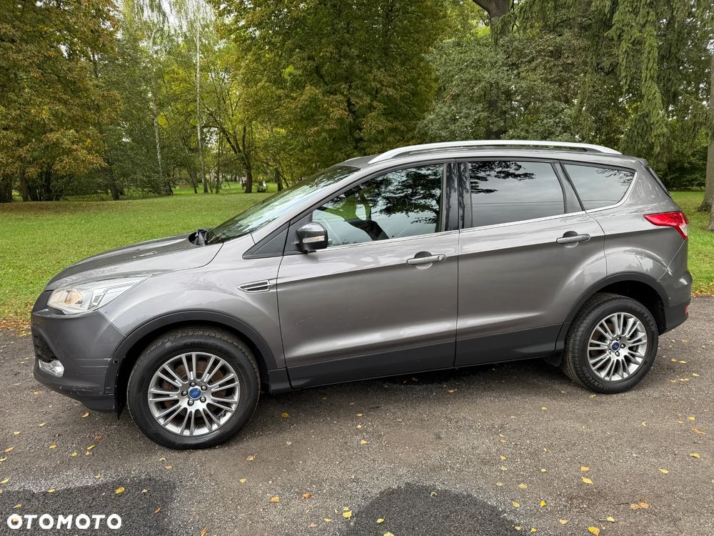 Ford Kuga 2.0 TDCi 2x4 Titanium - 6