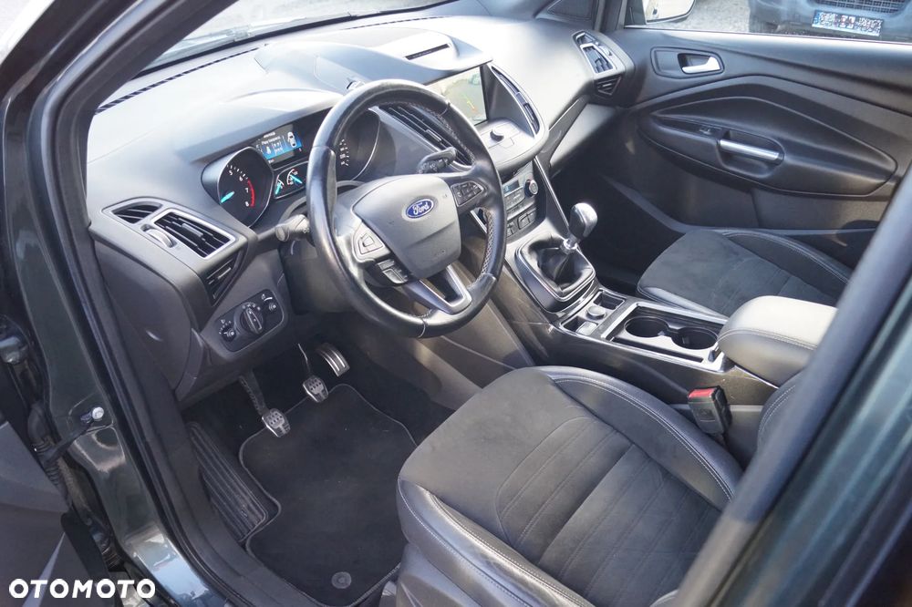 Ford Kuga 1.5 EcoBoost FWD ST-Line Black ASS MMT6 - 25