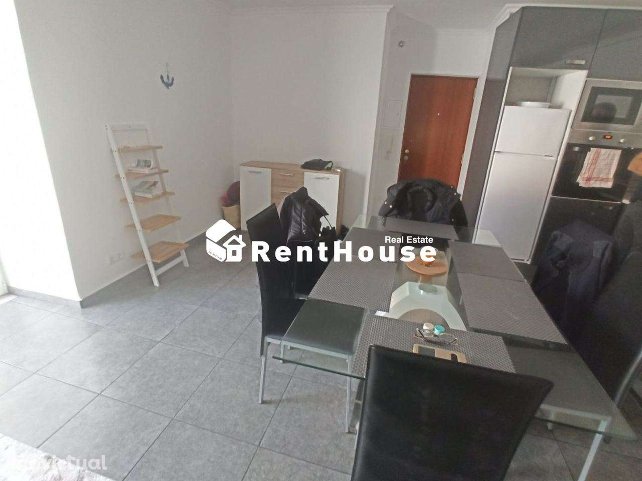 T2 Mobilado Central - ARRENDAMENTO DE MAIO A JULHO - Grande imagem: 5/6