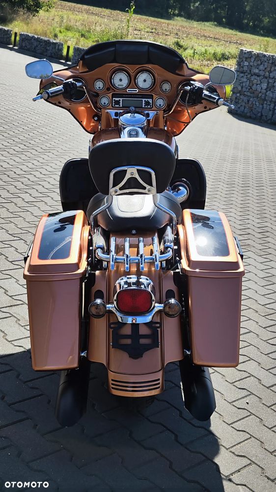 Harley-Davidson Touring Street Glide - 8