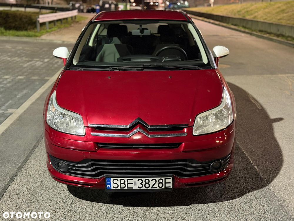 Citroën C4 1.4 16V Impress - 1