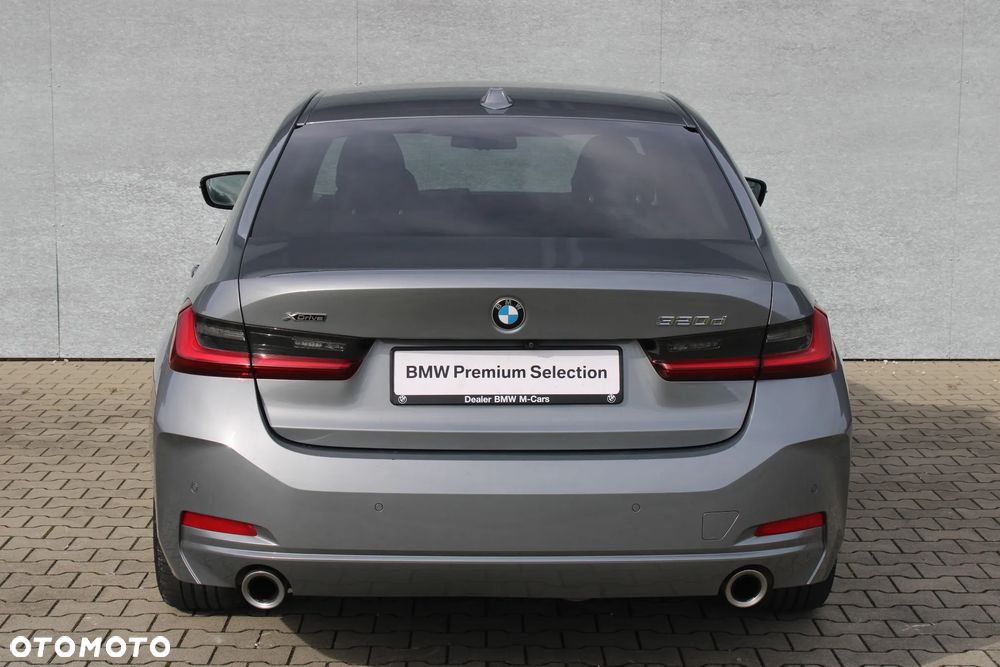 BMW Seria 3 320d xDrive mHEV - 8
