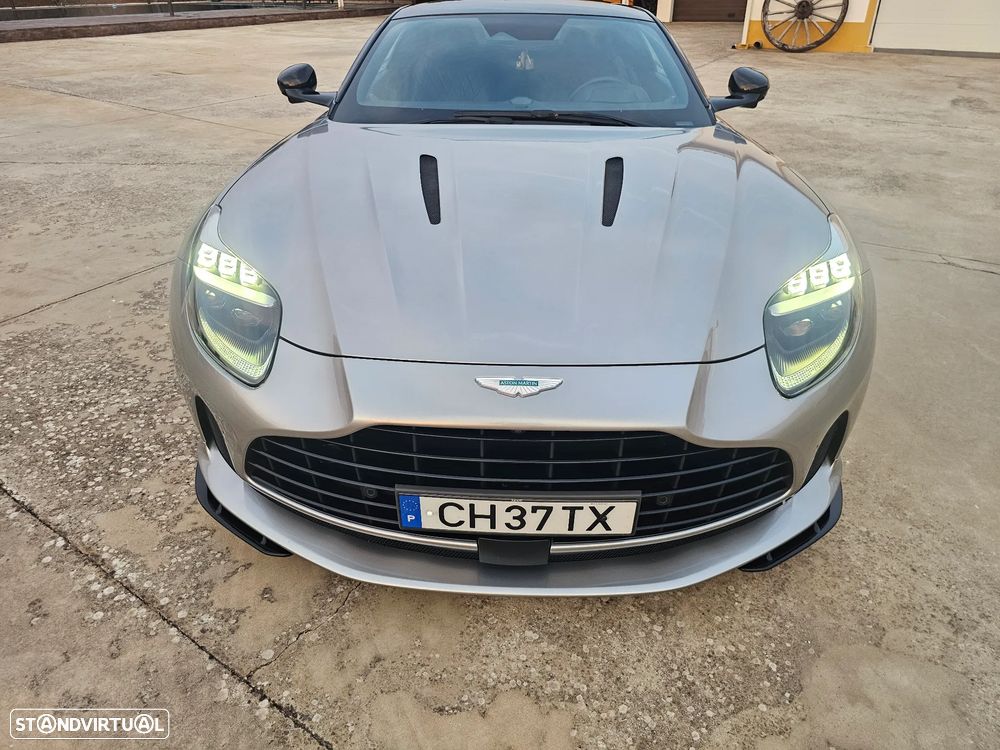 Aston Martin DB12 Coupé V8 - 24