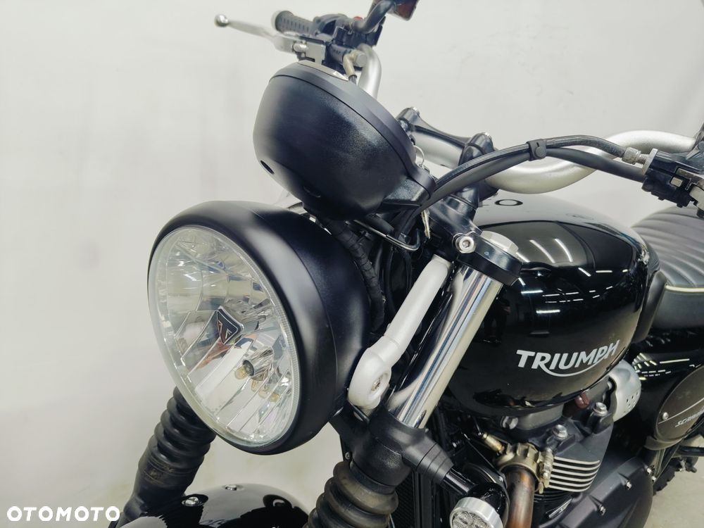 Triumph Street Scrambler - 21