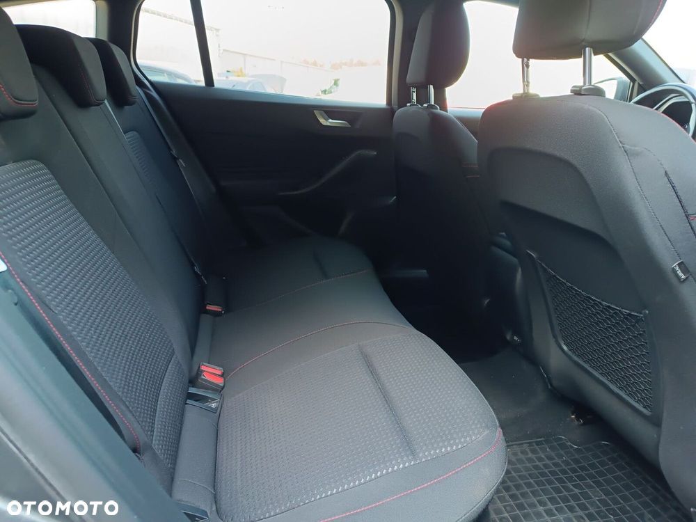 Ford Focus 1.5 EcoBoost ST-Line ASS PowerShift - 32