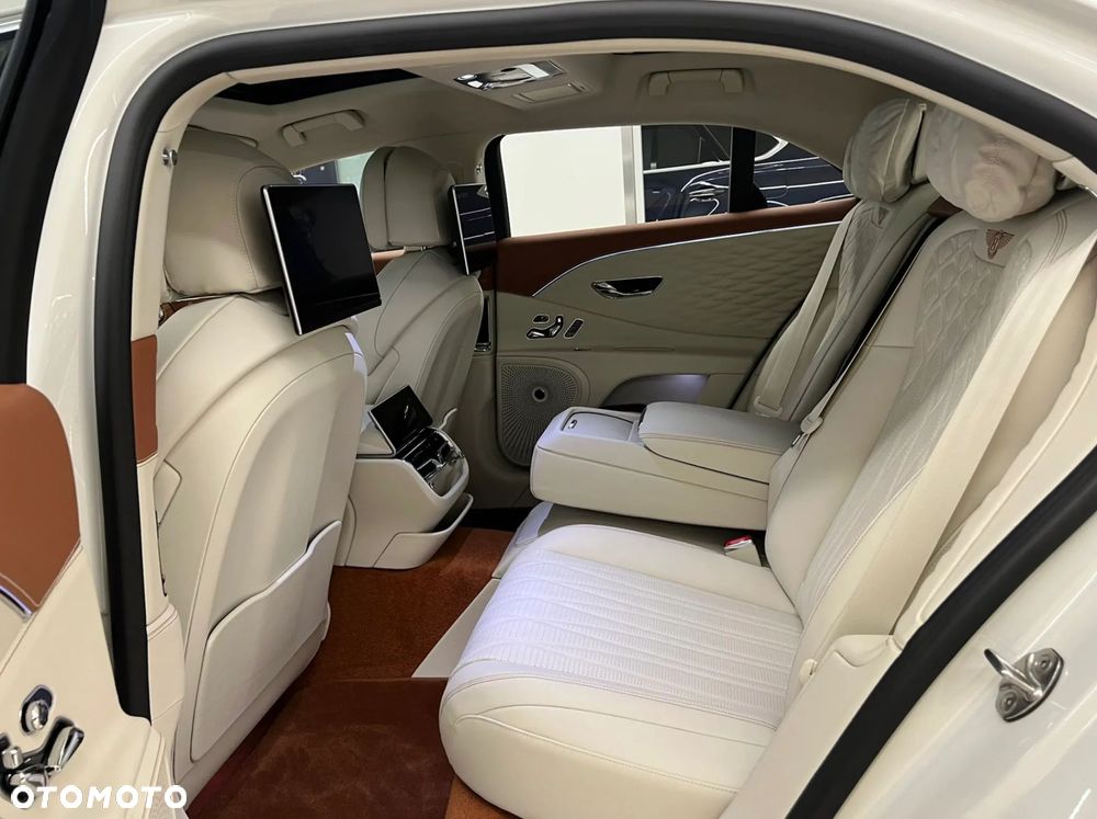 Bentley Flying Spur - 7