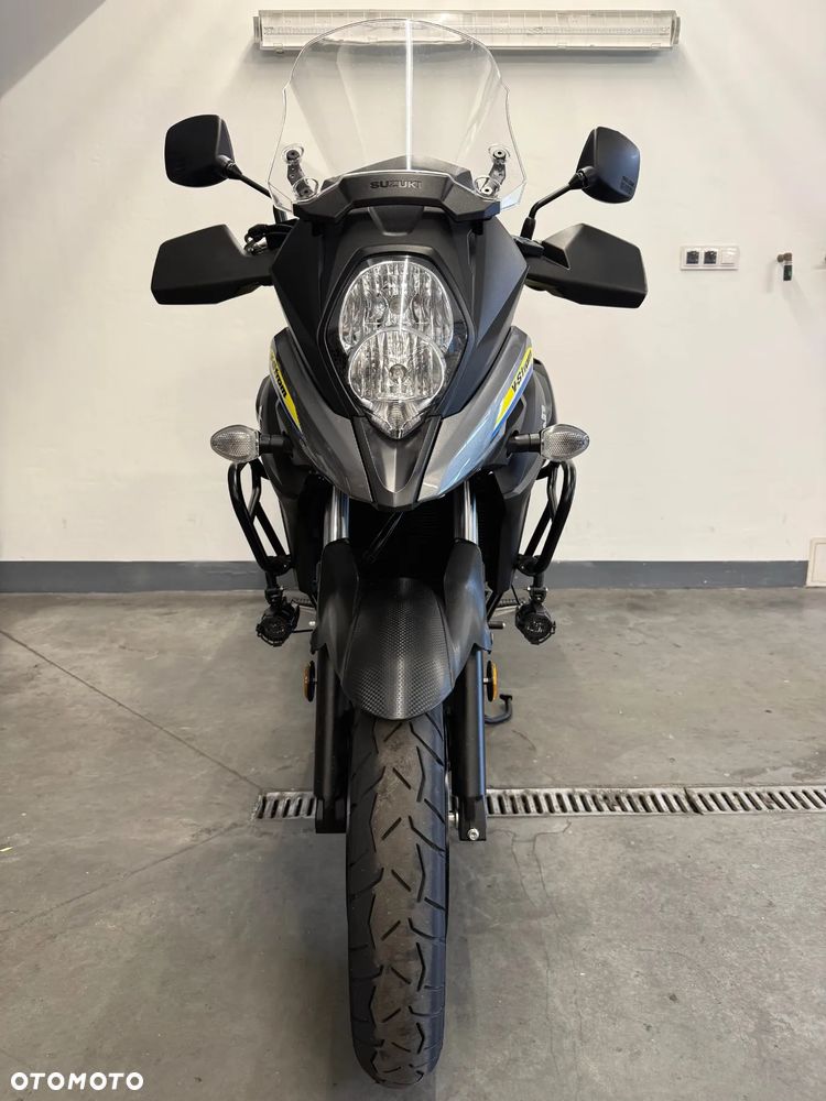 Suzuki V-STROM - 37