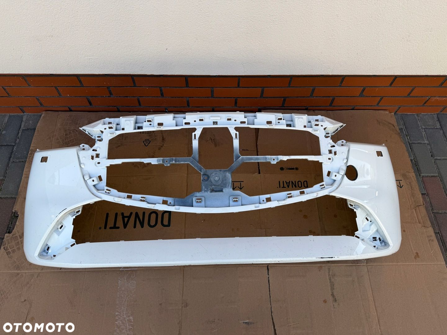 Mazda 2 Demio DJ lift 2024- zderzak przod demontaz ladny oryg bialy - 3